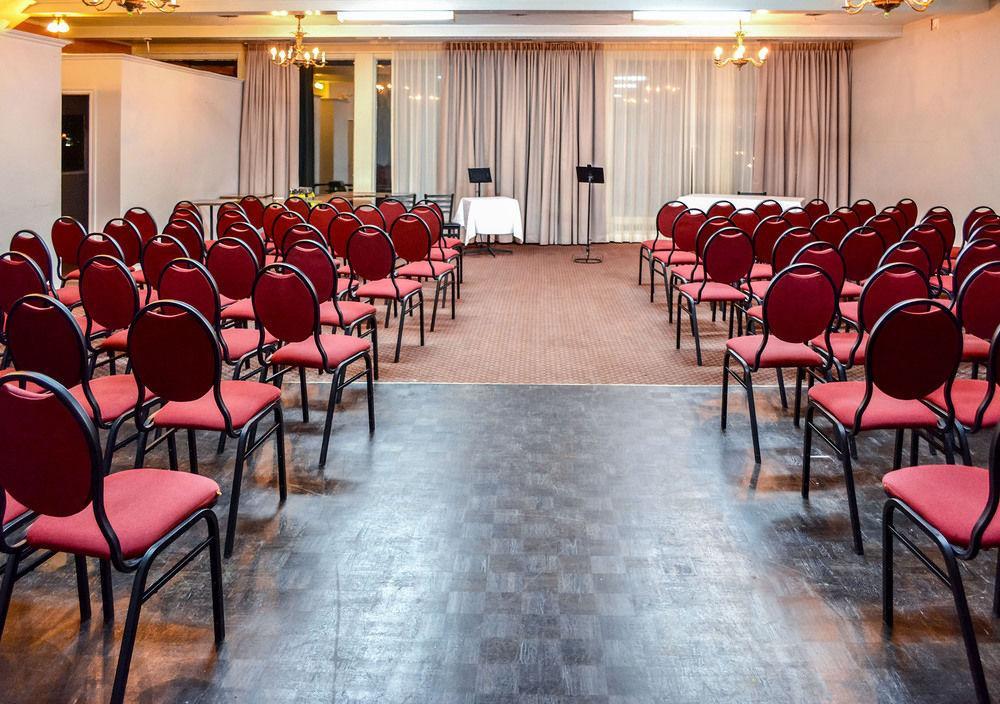Hotel Le Principal Granby Zewnętrze zdjęcie